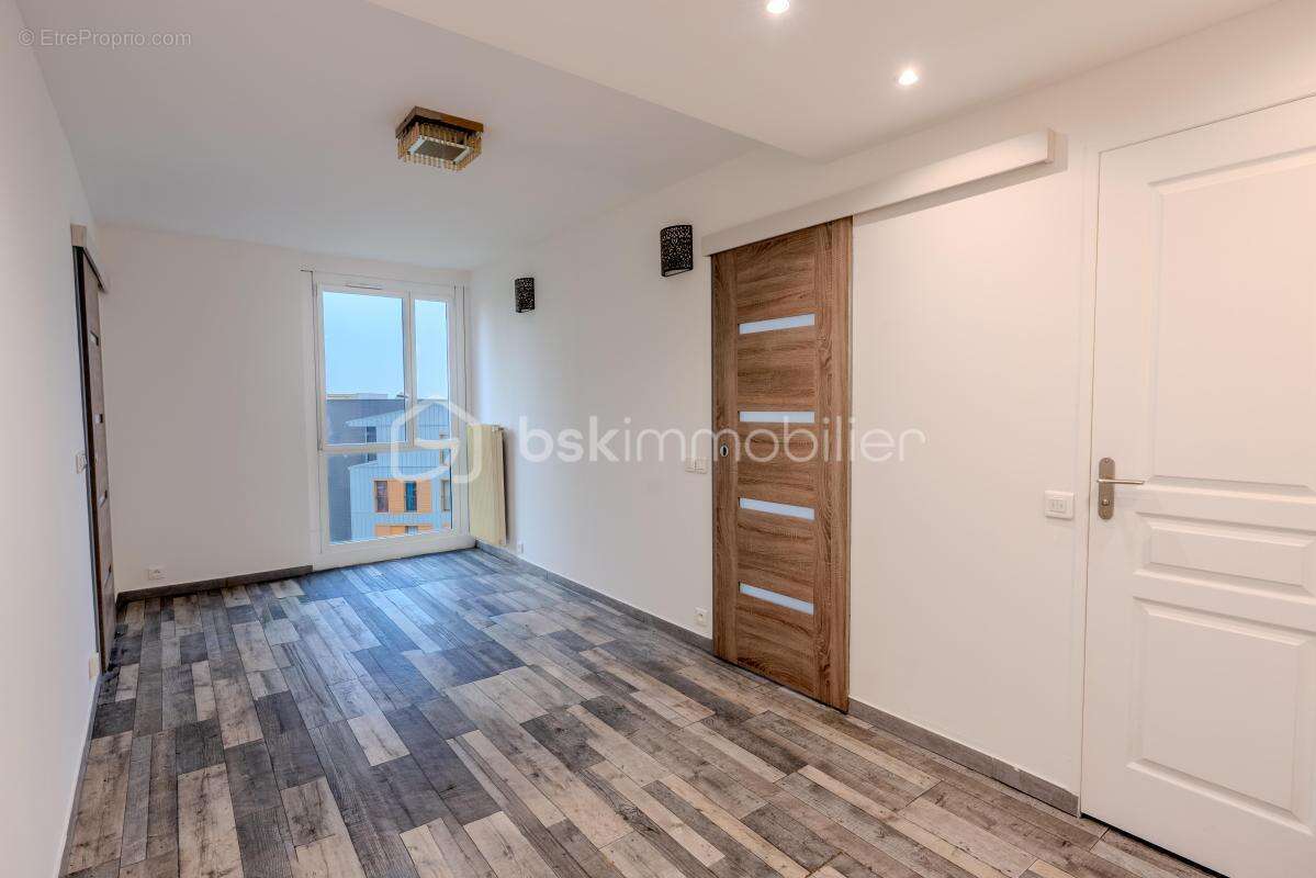 Appartement à PIERREFITTE-SUR-SEINE
