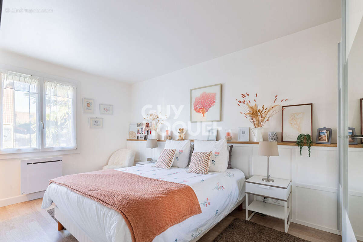 Maison à SAINT-GERMAIN-LES-CORBEIL