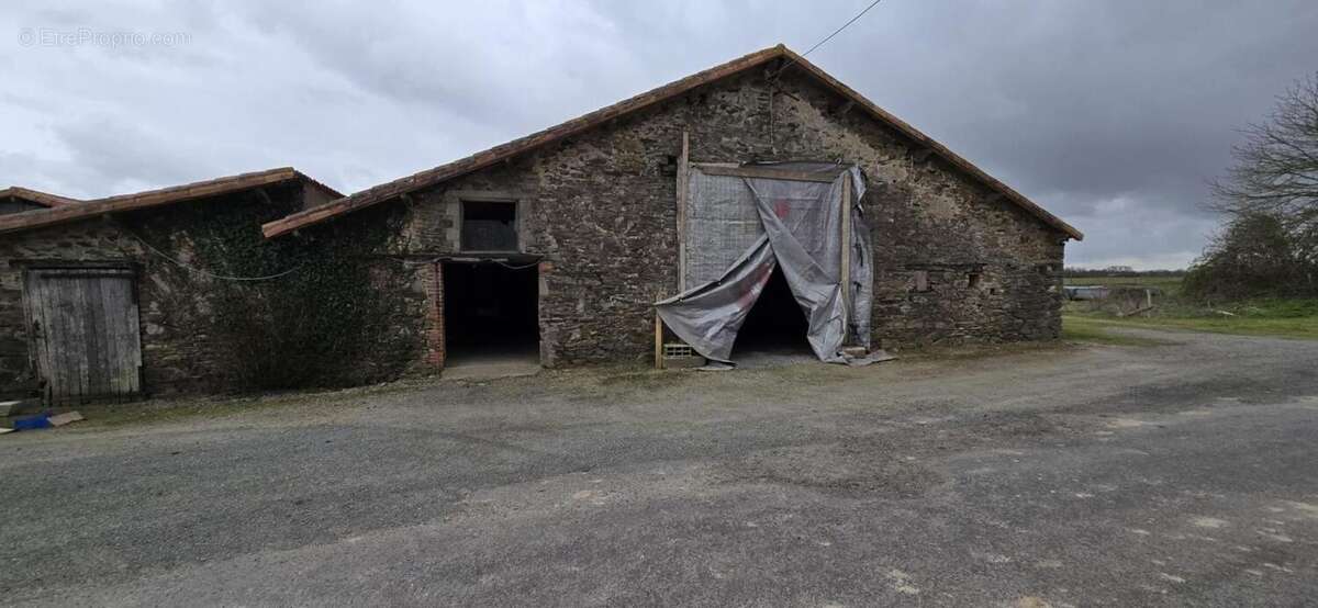 Maison à CHAVAGNES-EN-PAILLERS