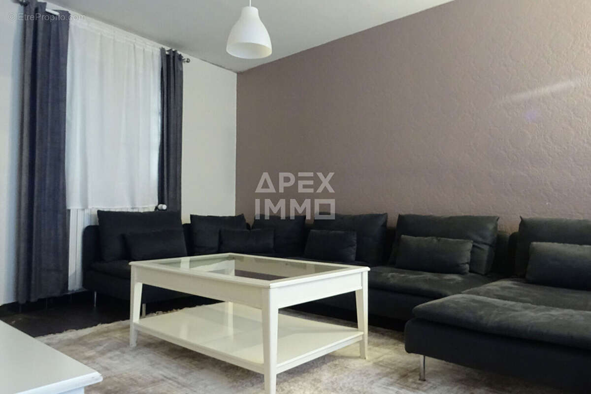 Appartement à SULLY-SUR-LOIRE