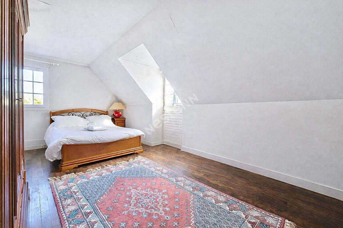 Maison à CHAUMONTEL