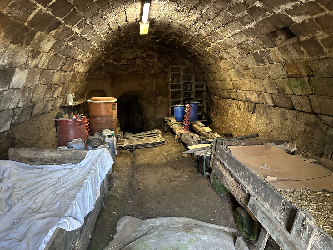 Maison à BRIGNAC-LA-PLAINE