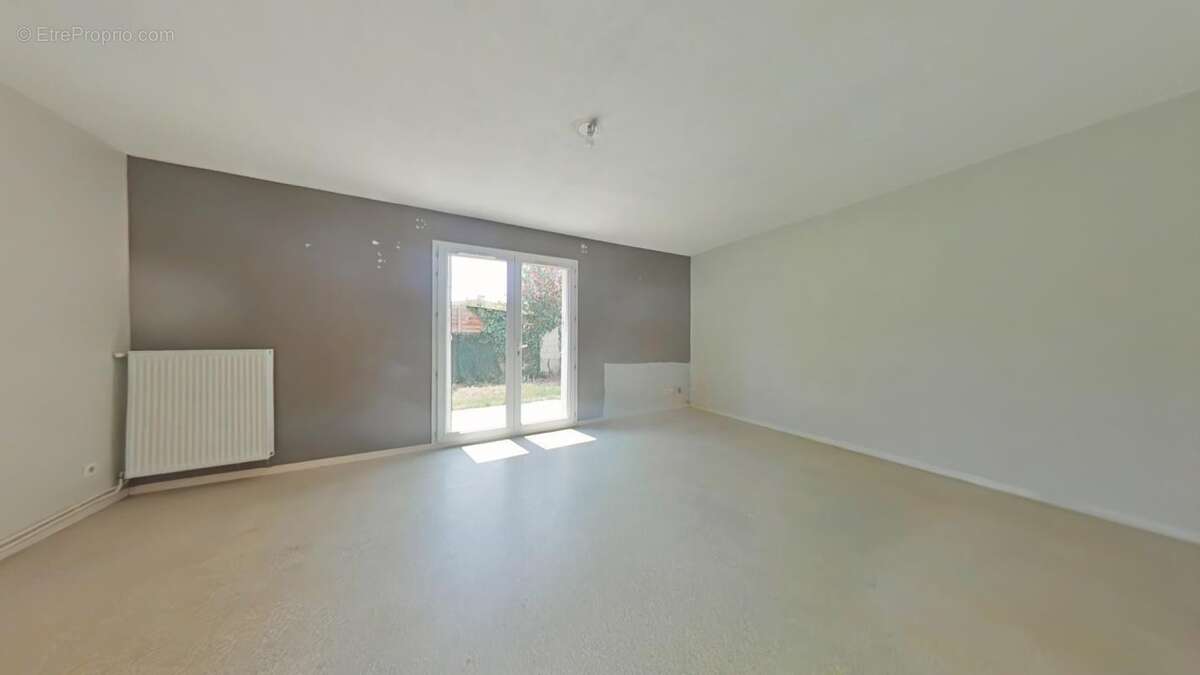 Maison 81 m² à Villeneuve-Tolosane  - photo 7