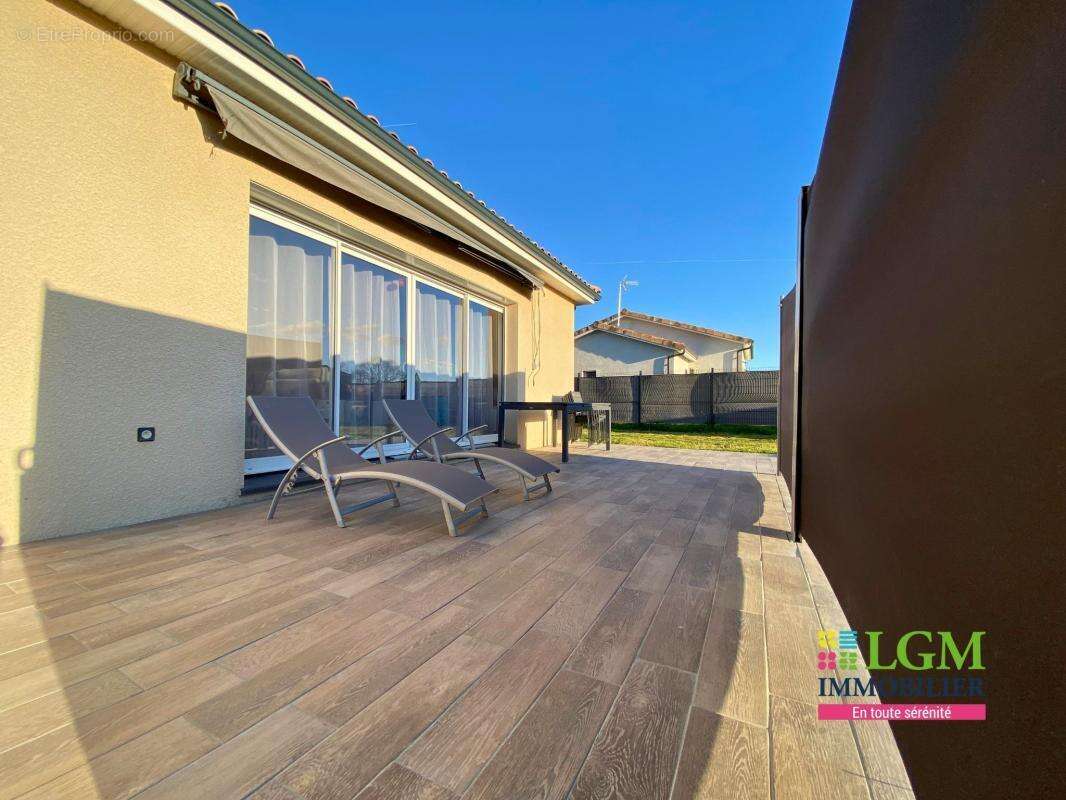 Maison à LA VILLE-DIEU-DU-TEMPLE