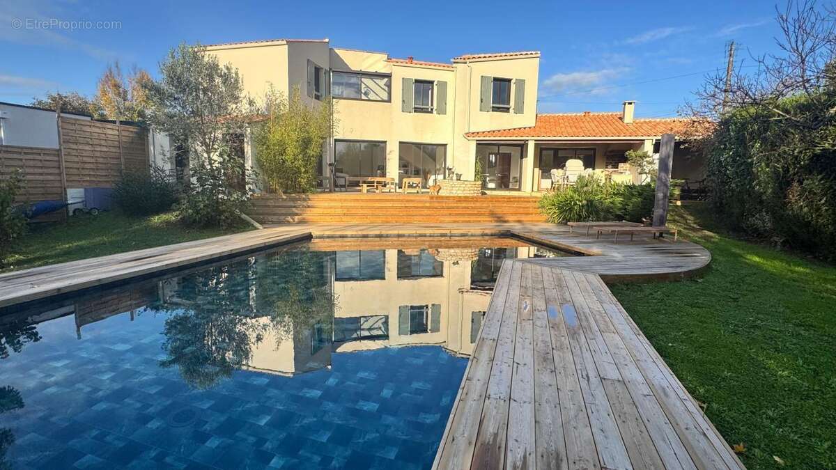 Maison à LA ROCHELLE