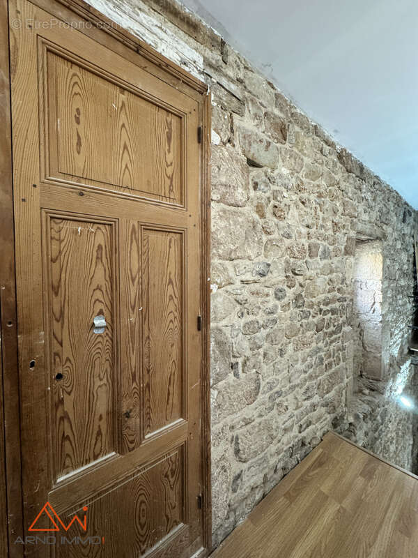 Maison à CAMPAGNAC