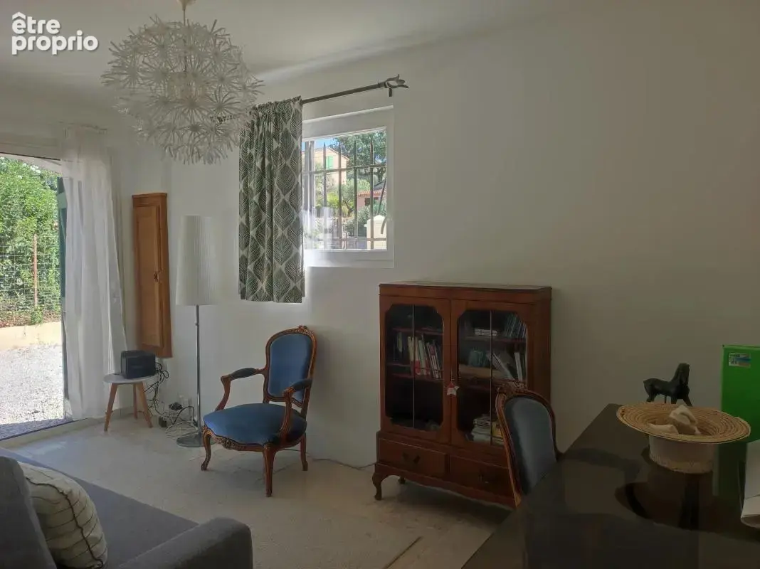 Maison de maçon de 217 m² sur 1 542 m² - photo 5