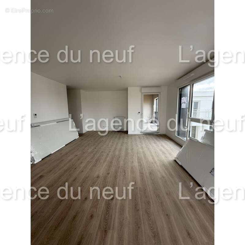 Appartement à MONDEVILLE