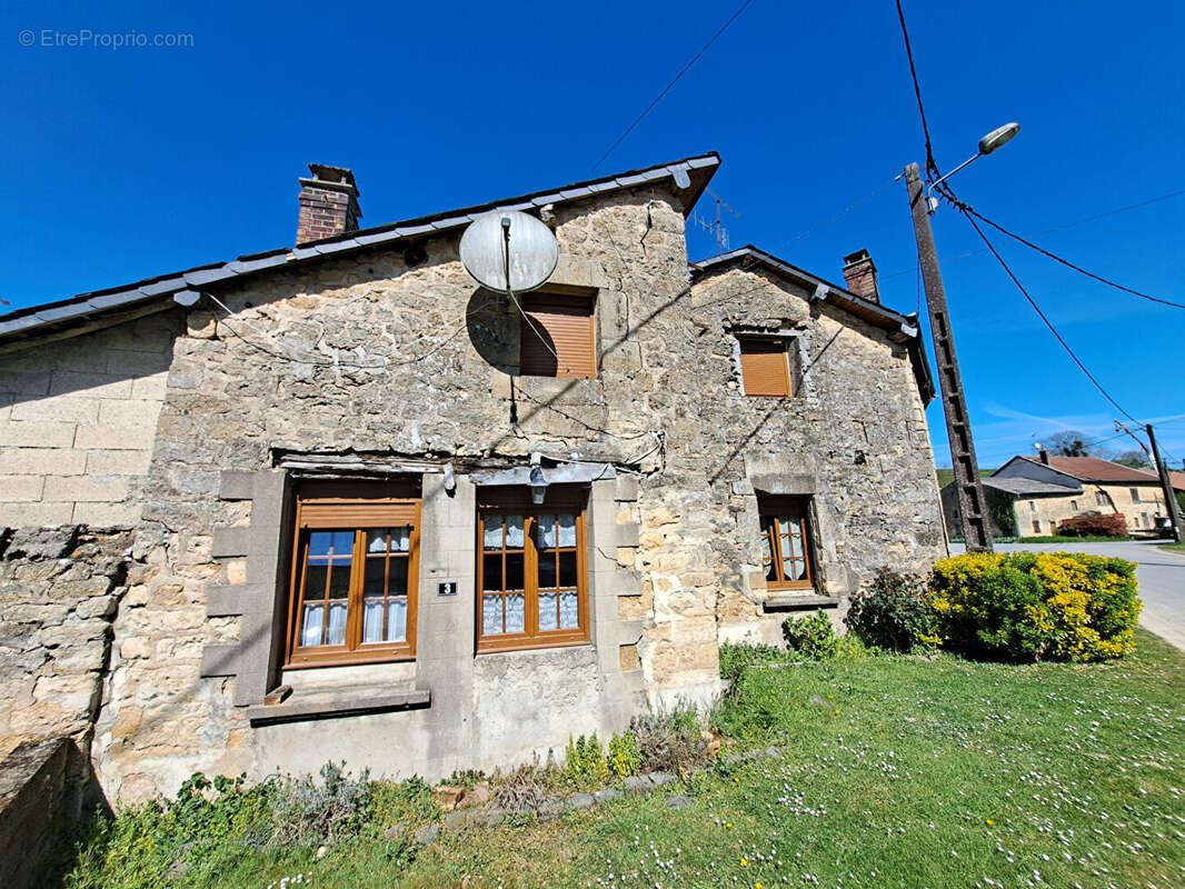 Maison à SAULCES-MONCLIN