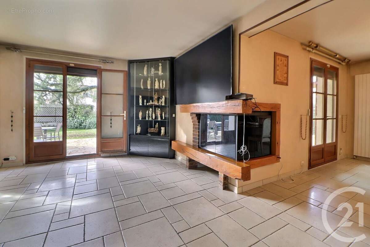 Maison à AULNAY-SOUS-BOIS