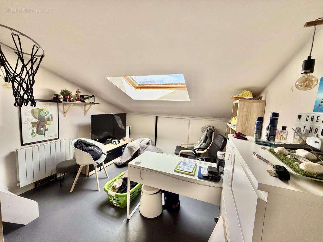 Maison à LE MESNIL-ESNARD