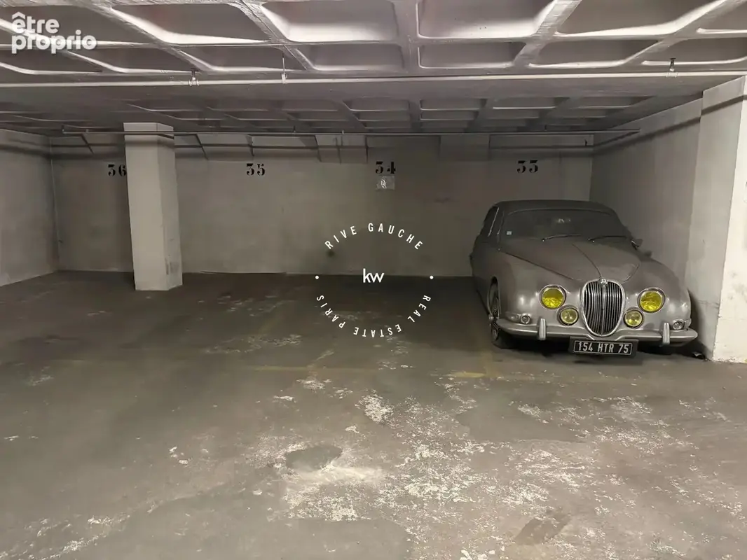 Parking à PARIS-15E