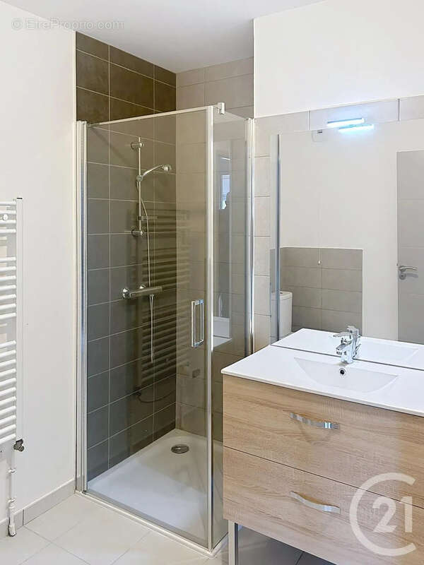 Appartement 47 m² à Auxerre  - photo 3