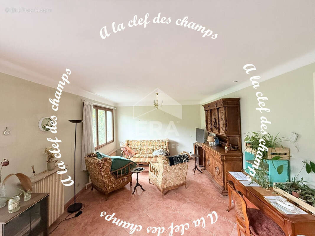 Maison à BURES-SUR-YVETTE