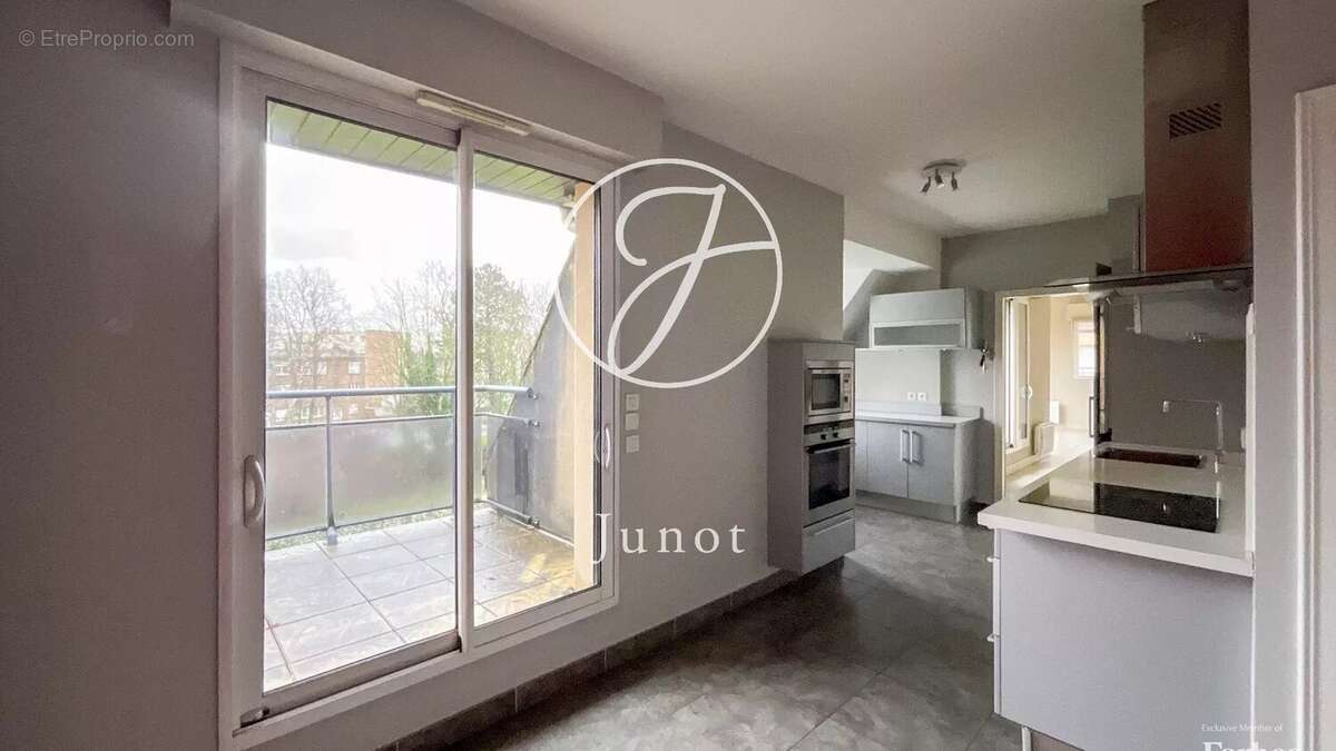 Appartement à MARCQ-EN-BAROEUL