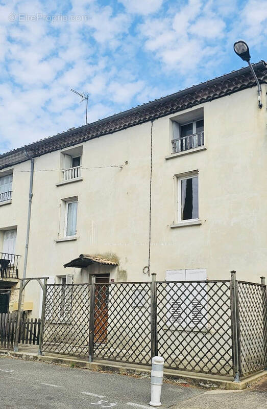 Maison à SAINT-GERVAIS-SUR-ROUBION