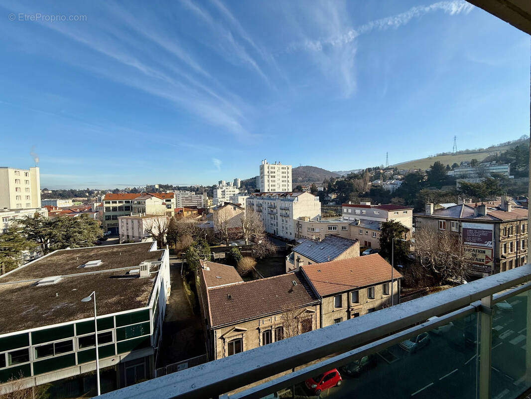 Appartement à SAINT-ETIENNE