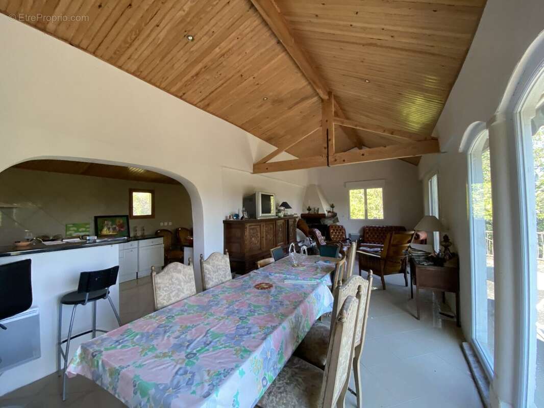 Maison à CASTANET-TOLOSAN