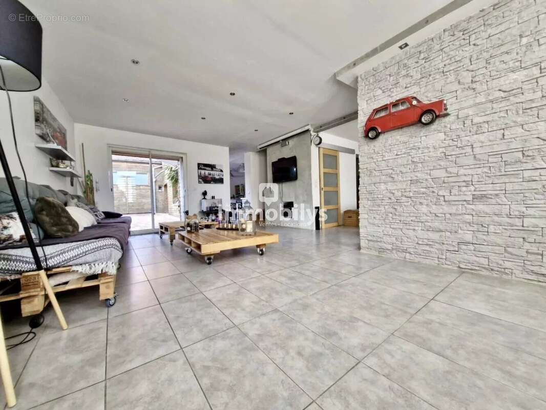 Maison à MARCHIENNES