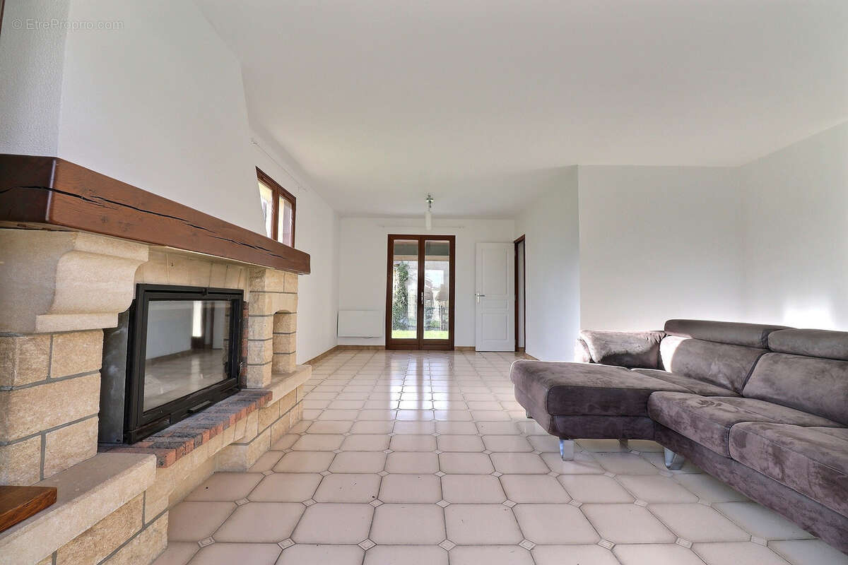 Maison à SAINT-ANDRE-DE-CUBZAC