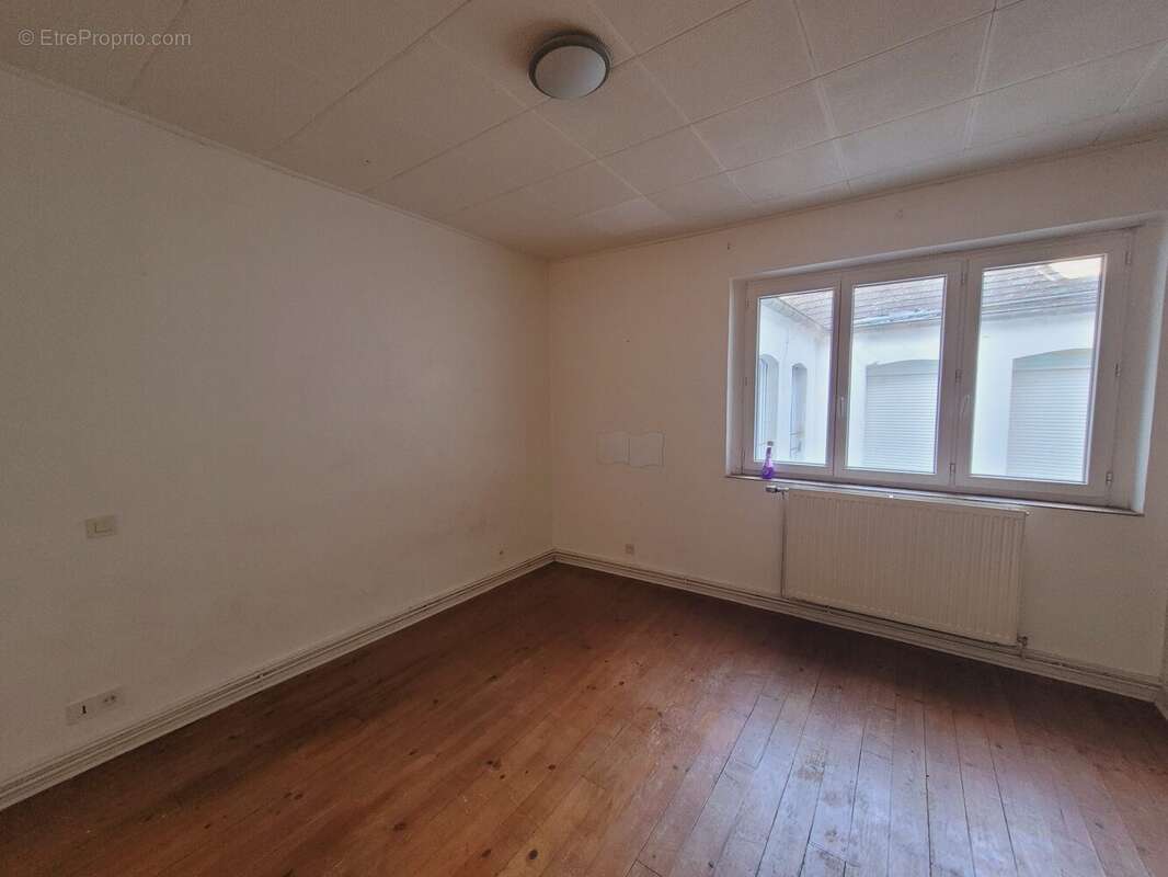 Appartement à AVESNES-SUR-HELPE