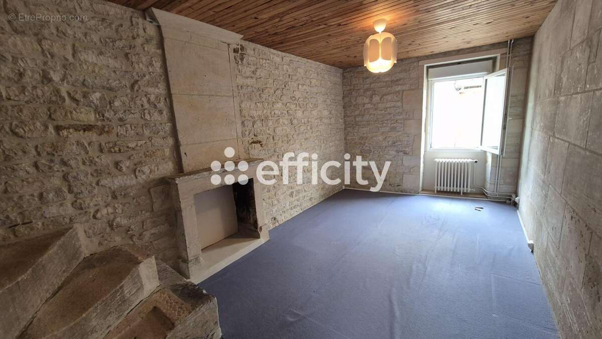 Maison à COURSEULLES-SUR-MER