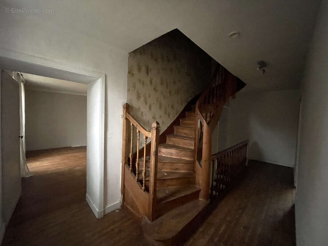 Maison à LE CELLIER