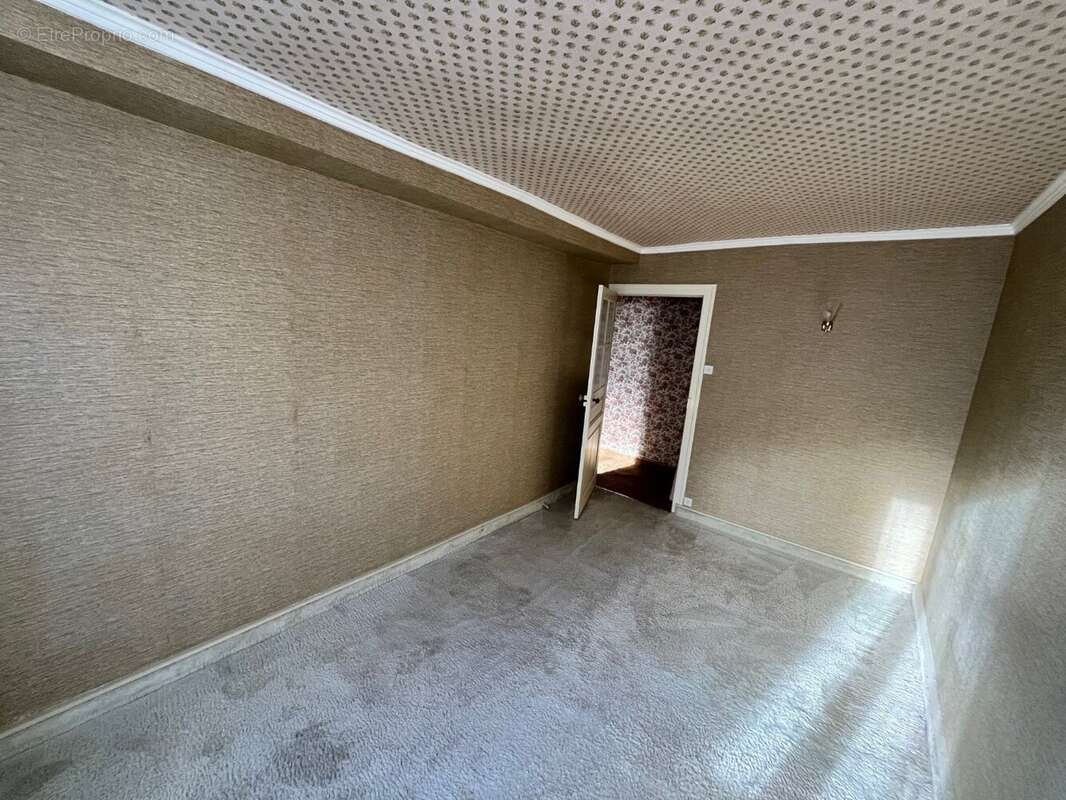 Maison de bourg (120m²) - photo 5