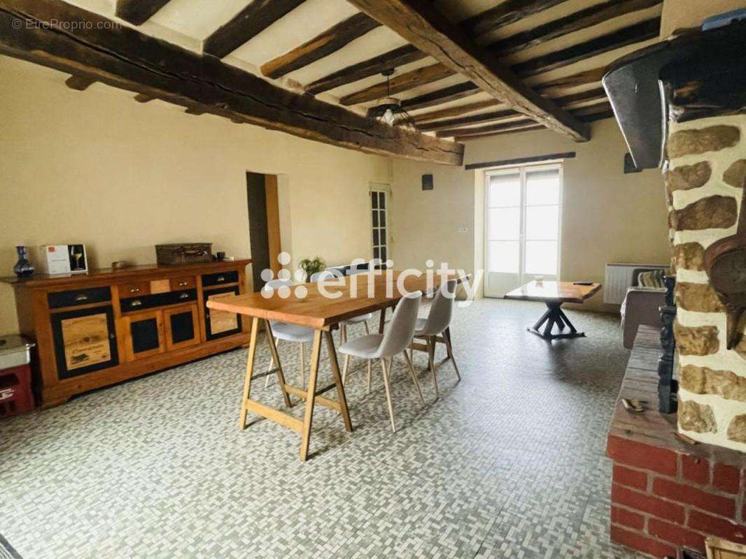 Maison à SAINT-MAIXENT