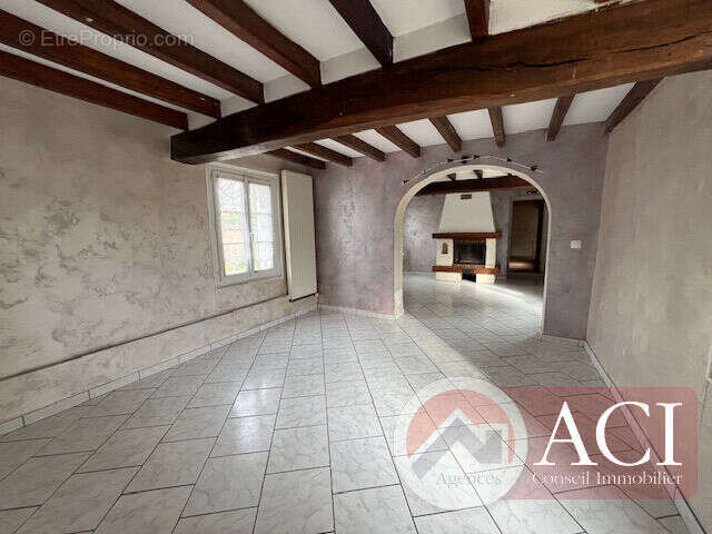 Maison à SAINT-CLAIR-SUR-EPTE