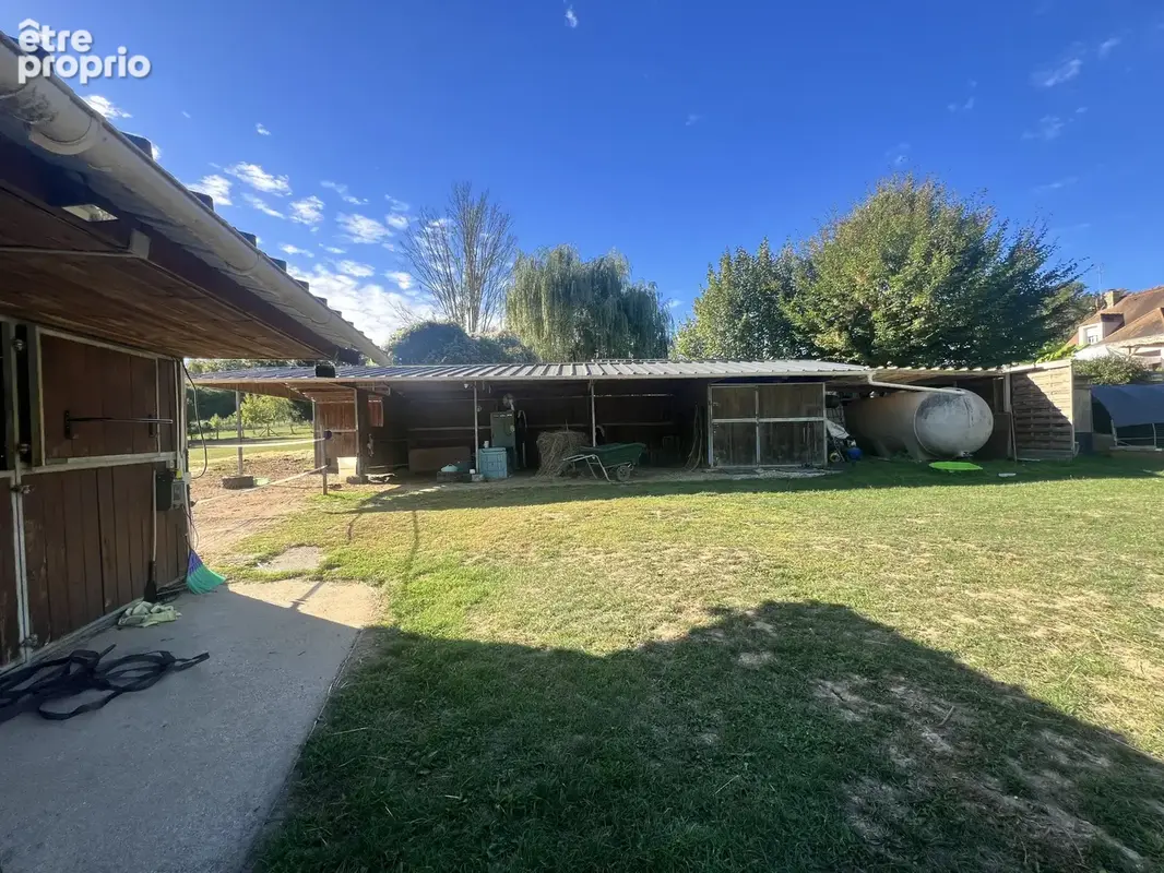HOUDAN 20 MIN - ABONDANT Maison familiale avec piscine chauffée et installations équestres - photo 19