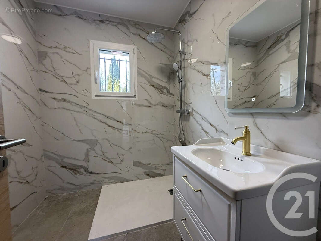 Maison à SANTA-MARIA-POGGIO