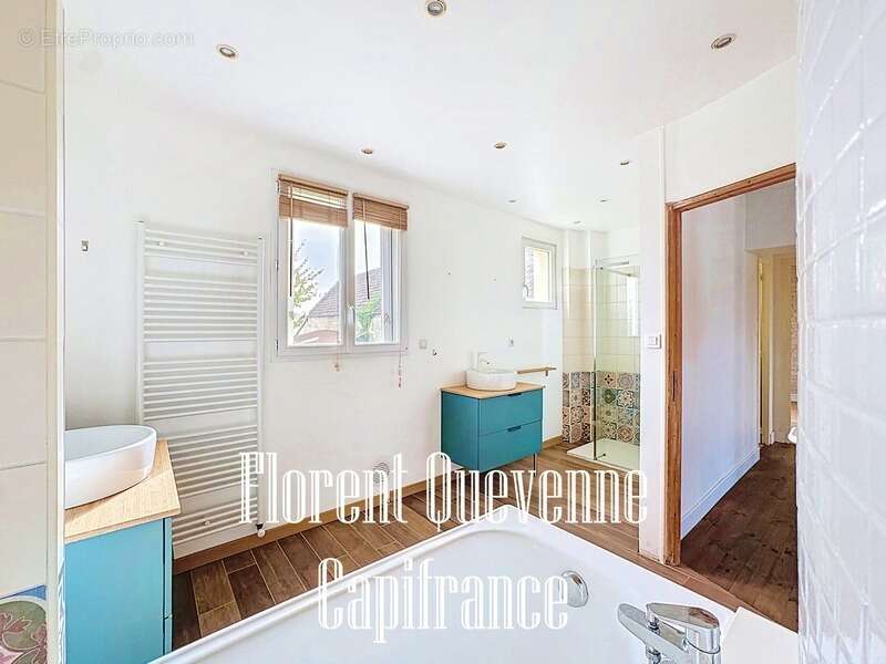 Maison à FLEURY-SUR-ORNE