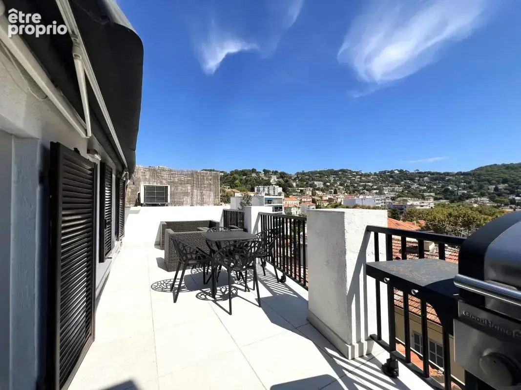Appartement à LE CANNET