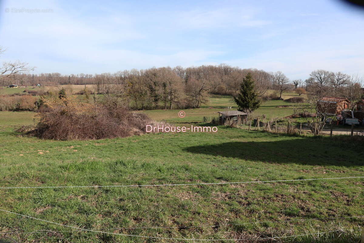 Terrain à BEYNAC