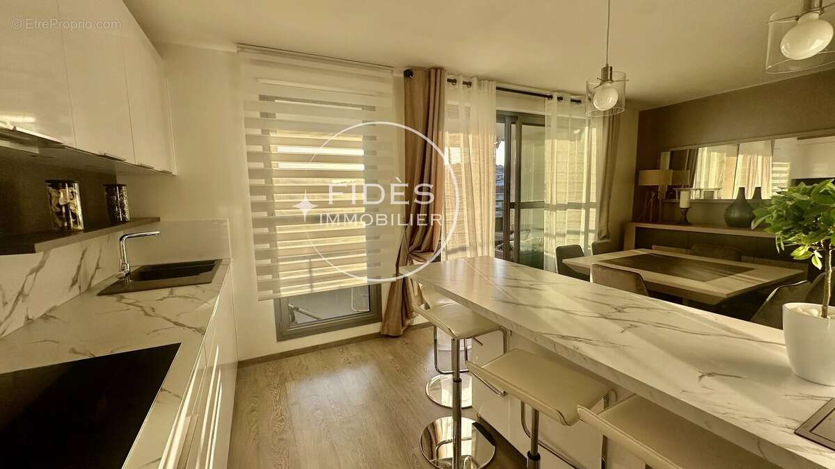 Appartement à MARSEILLE-8E