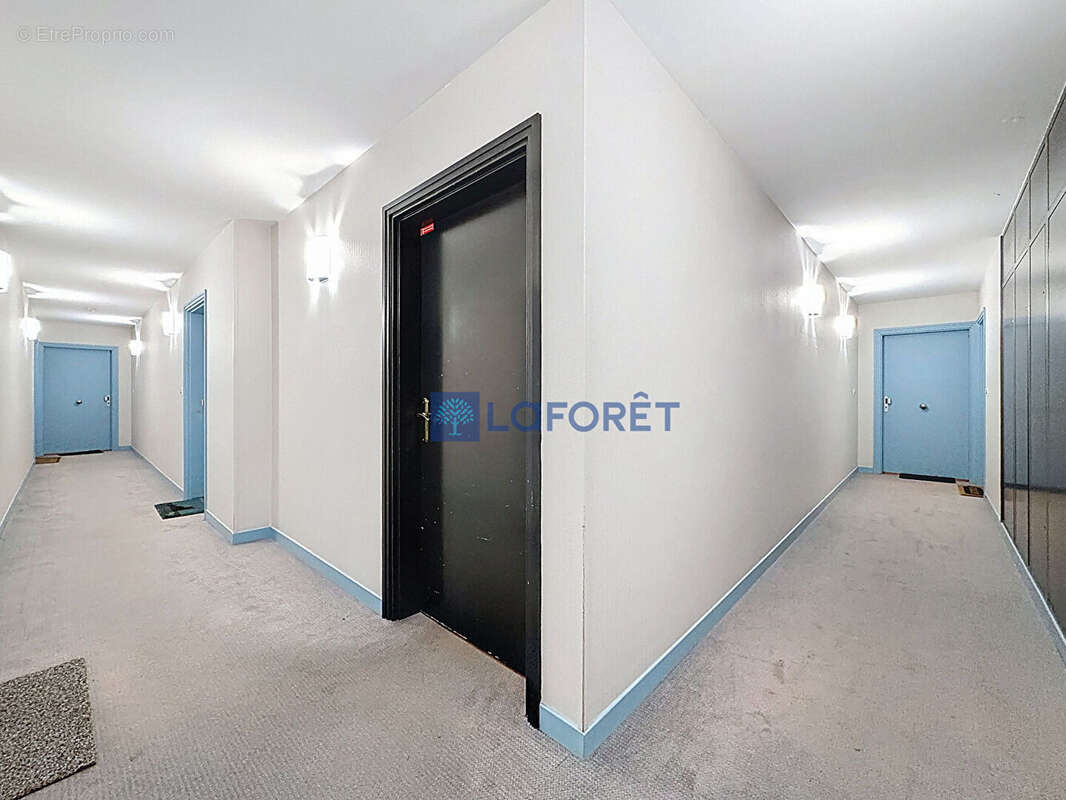 Appartement à SAINT-PIERRE-DU-PERRAY