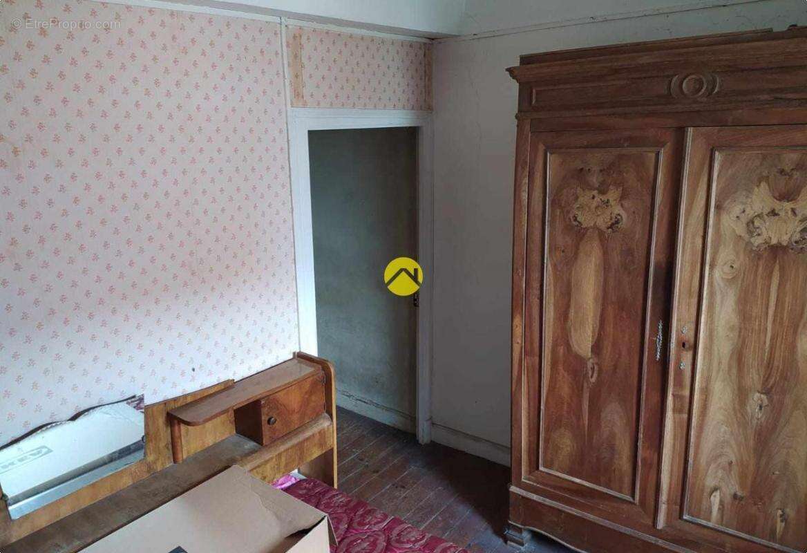 Maison à CHENERAILLES