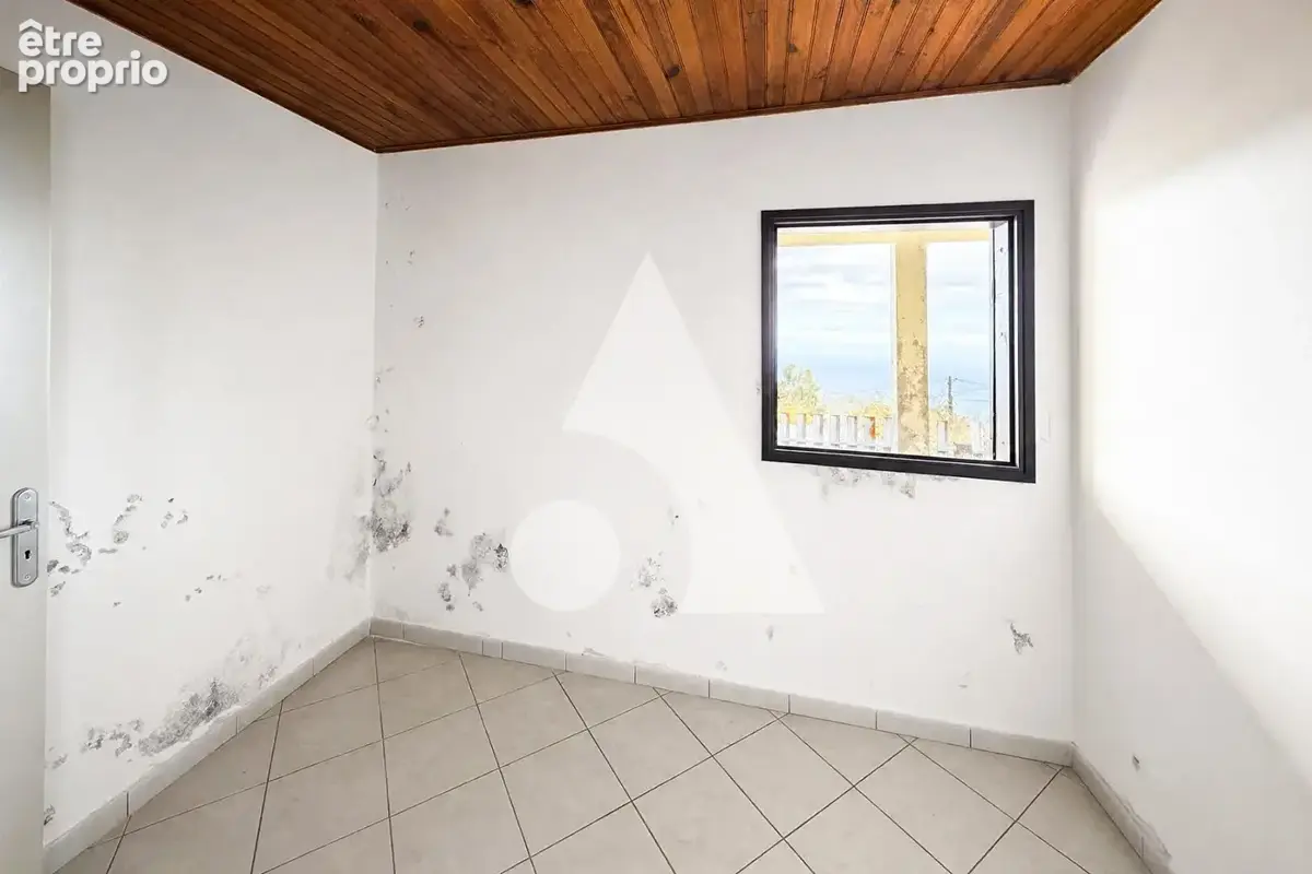 Maison F4 de plain-pied au calme avec vue mer + Terrain 850 m² - photo 12