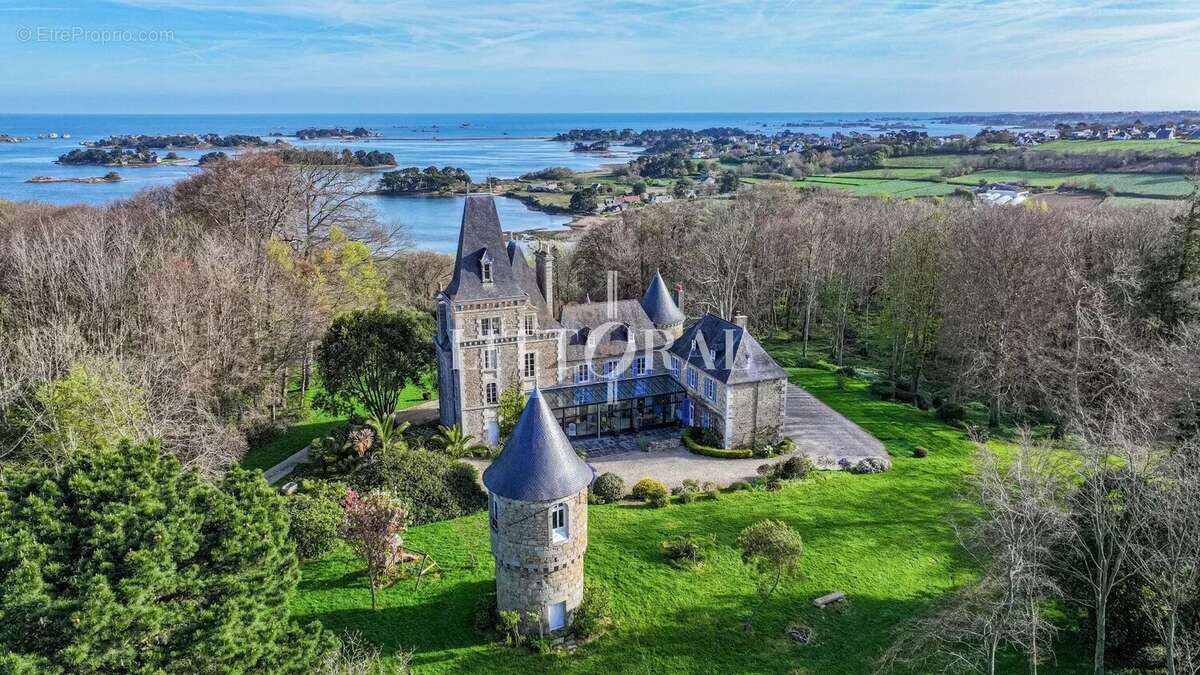 Maison à PENVENAN