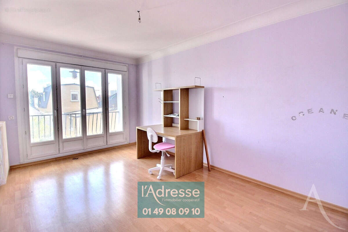250m du METRO 14 - Maison L Haÿ-Les-Roses 5 pièce(s) 123.10m2 - photo 4