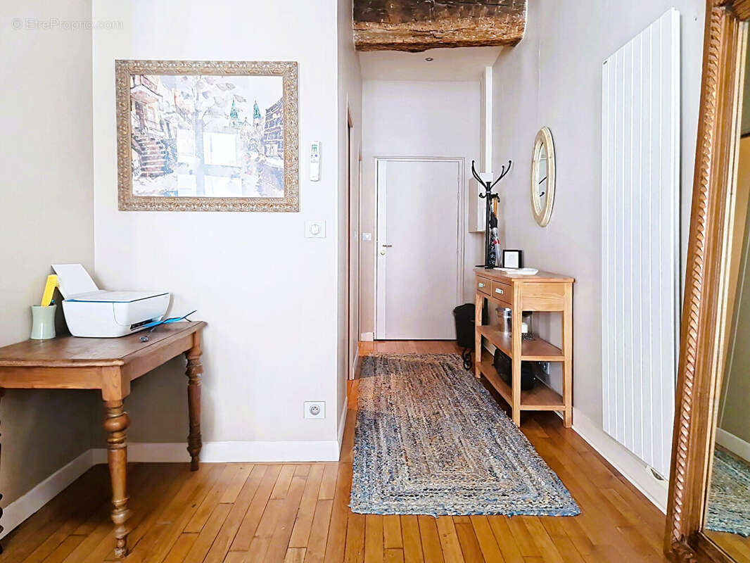 Appartement à PARIS-2E