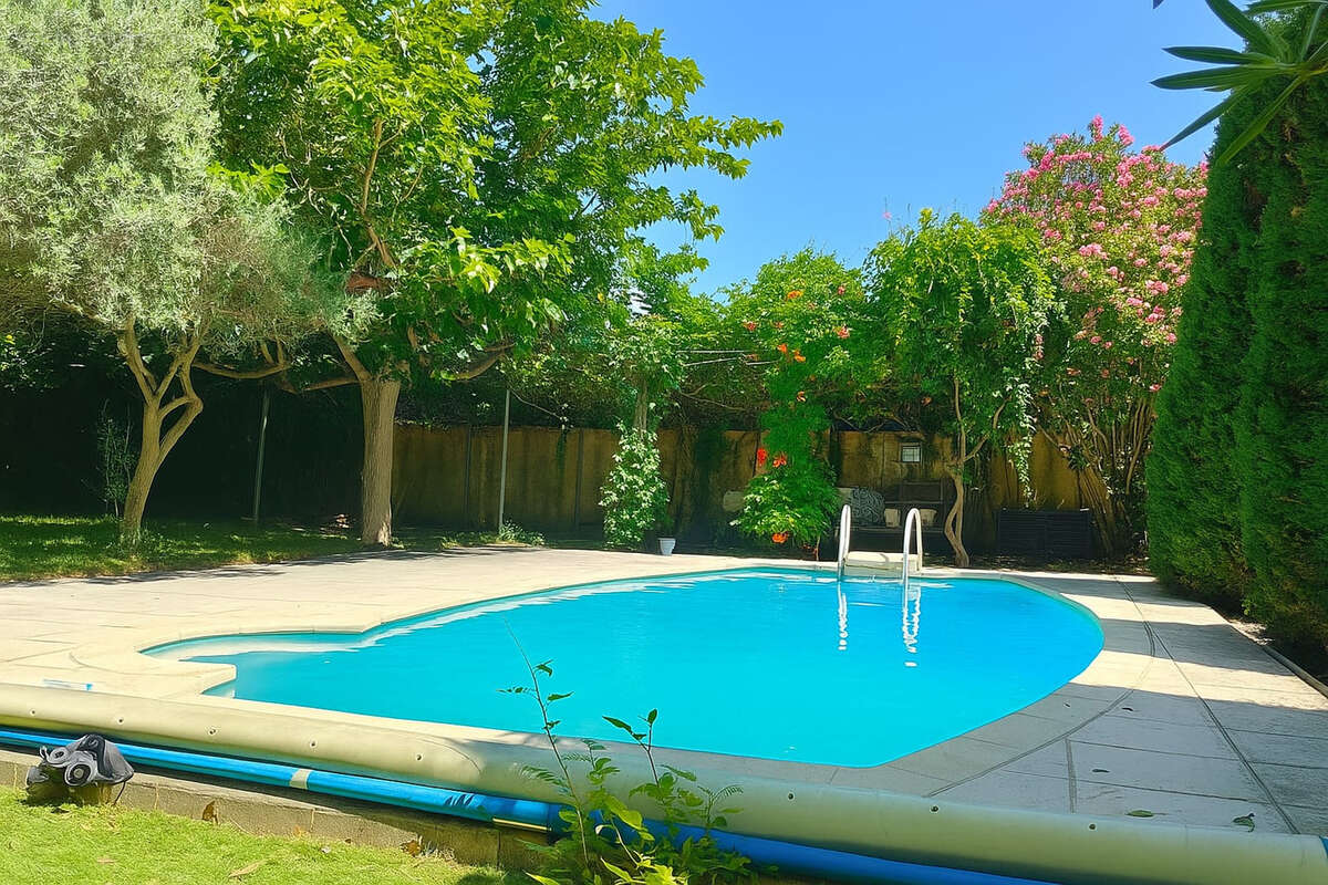 Maison à PORTES-LES-VALENCE