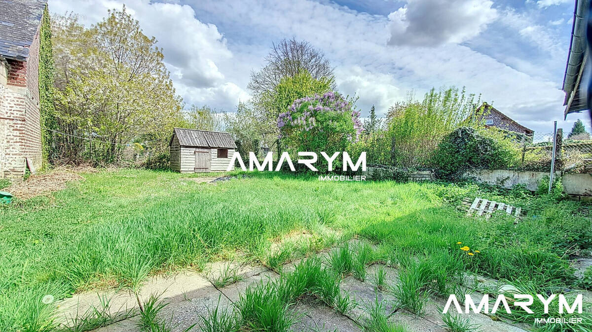 Maison à ESTREBOEUF