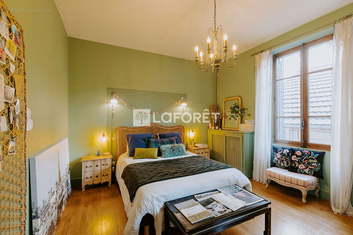 Appartement à AIX-LES-BAINS