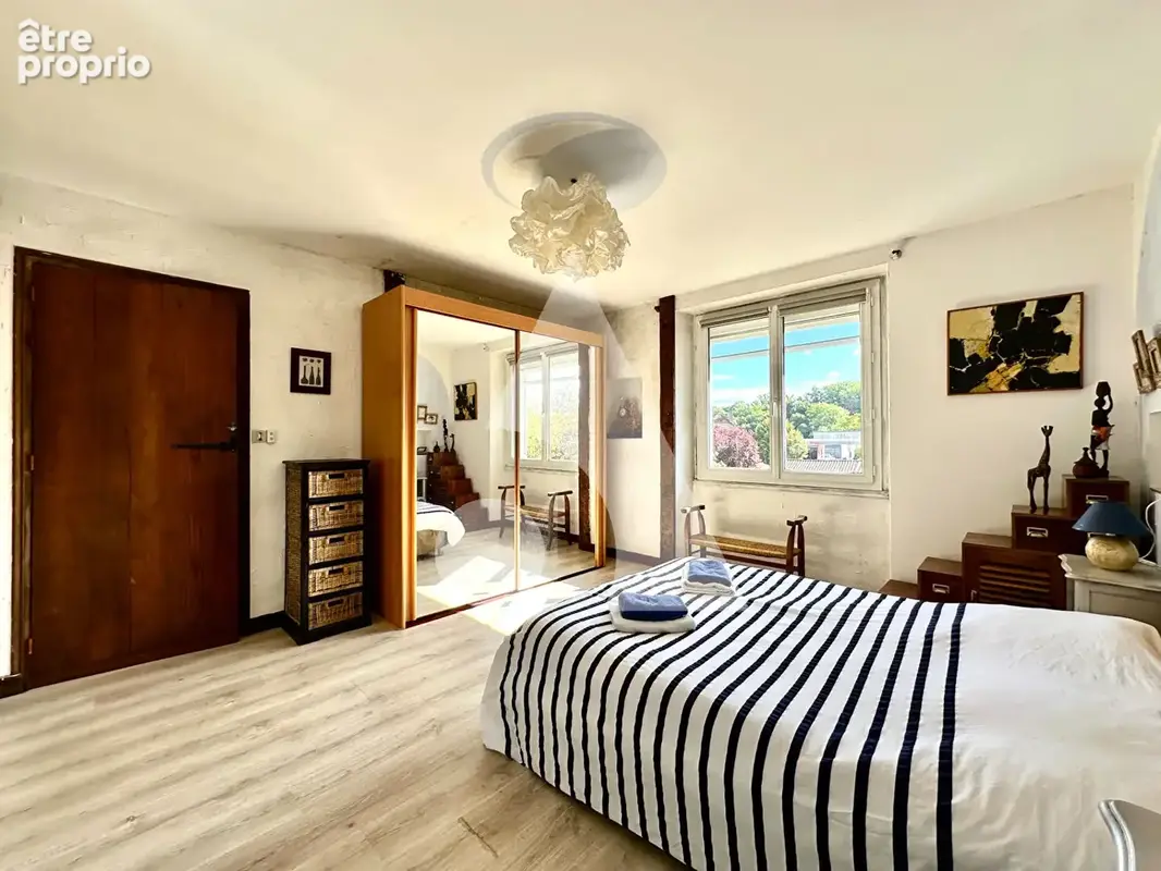 Maison Bretenoux 192m² avec appartement, 8 pièces, 4 chambres, piscine. - photo 10