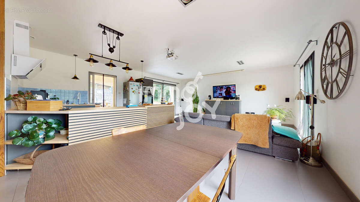 Maison Puydaniel 165 m2 avec piscine - photo 8