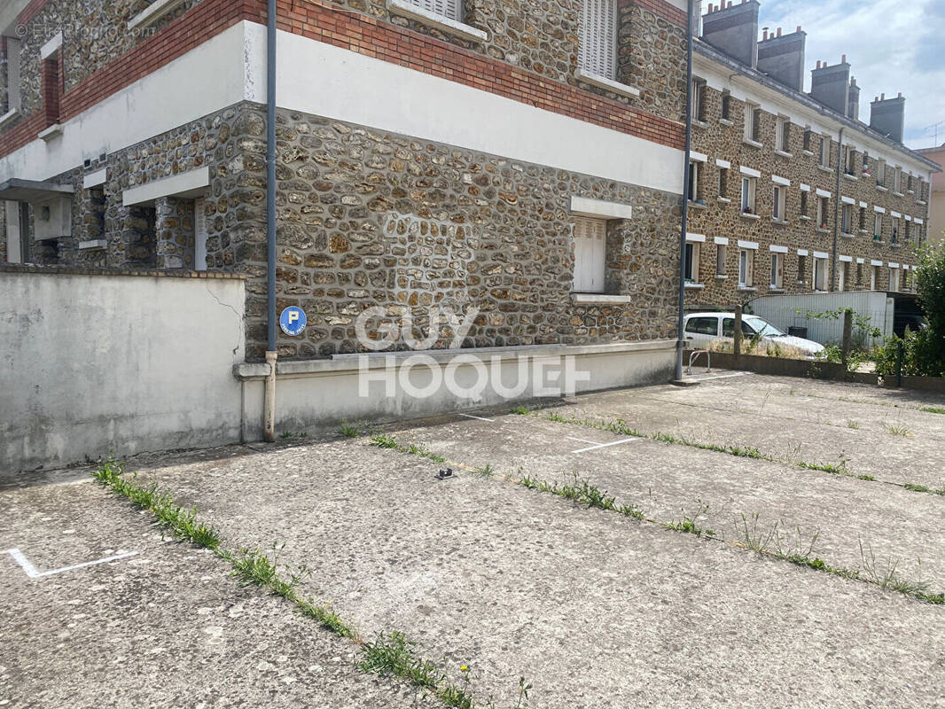 Parking à ATHIS-MONS