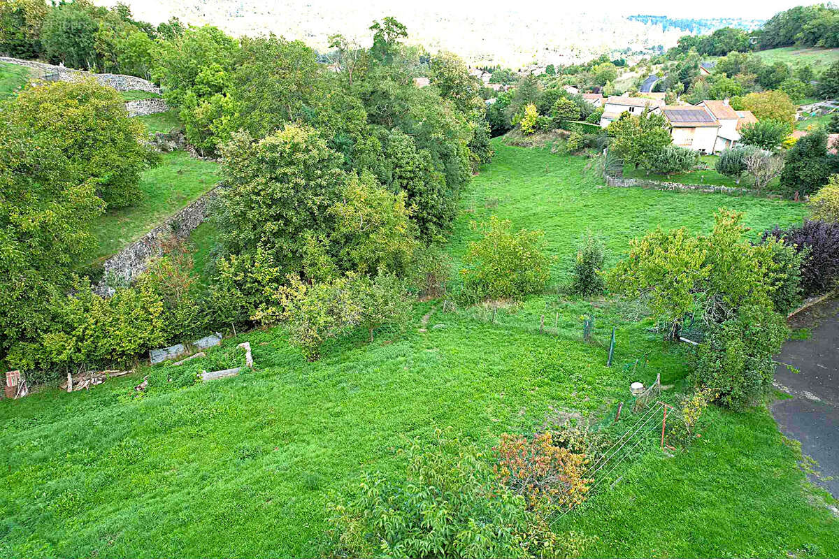 Maison à ESPALY-SAINT-MARCEL
