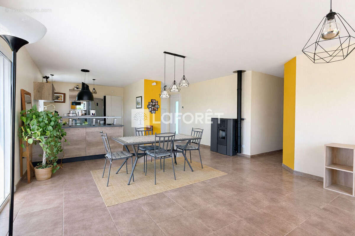 Maison à LA JARD